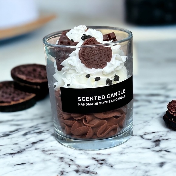 ⚠️SALE Candle // Handmade Cookies And Chocolate Shaped Candle SEND OFFERS🥳 - Picture 5 of 5